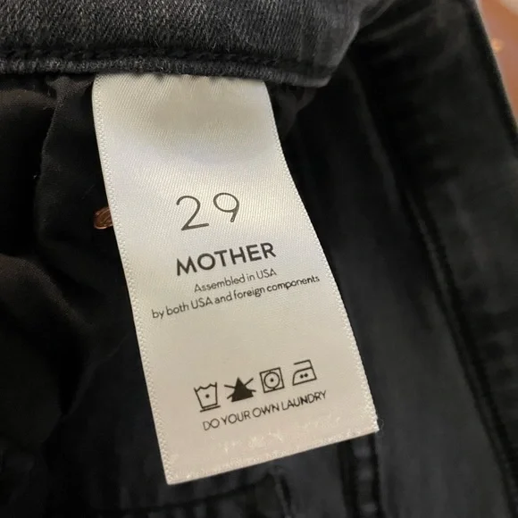 MOTHER The Weekender Fray Black Denim Jeans - Picture 9 of 10